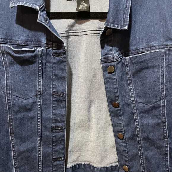 Calvin Klein Jeans Denim Jacket - Picture 7 of 9